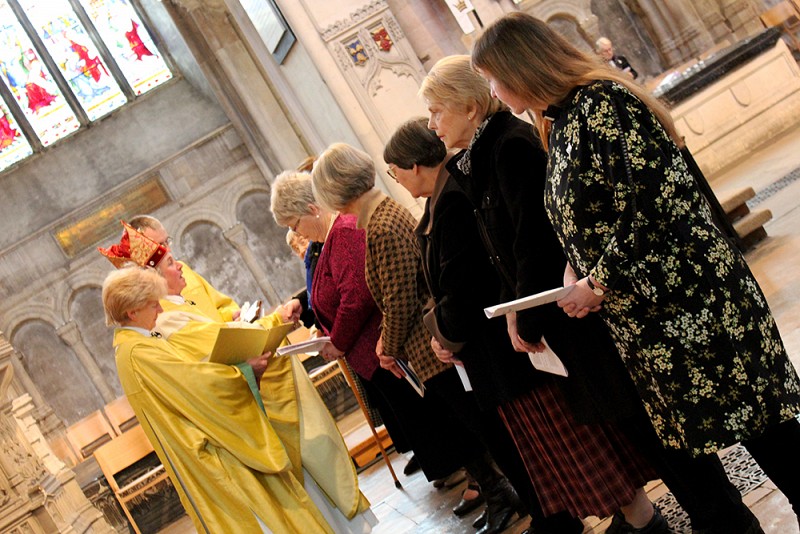 Commissioning of trustees