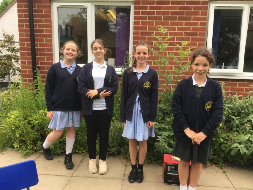 Hockering leavers
