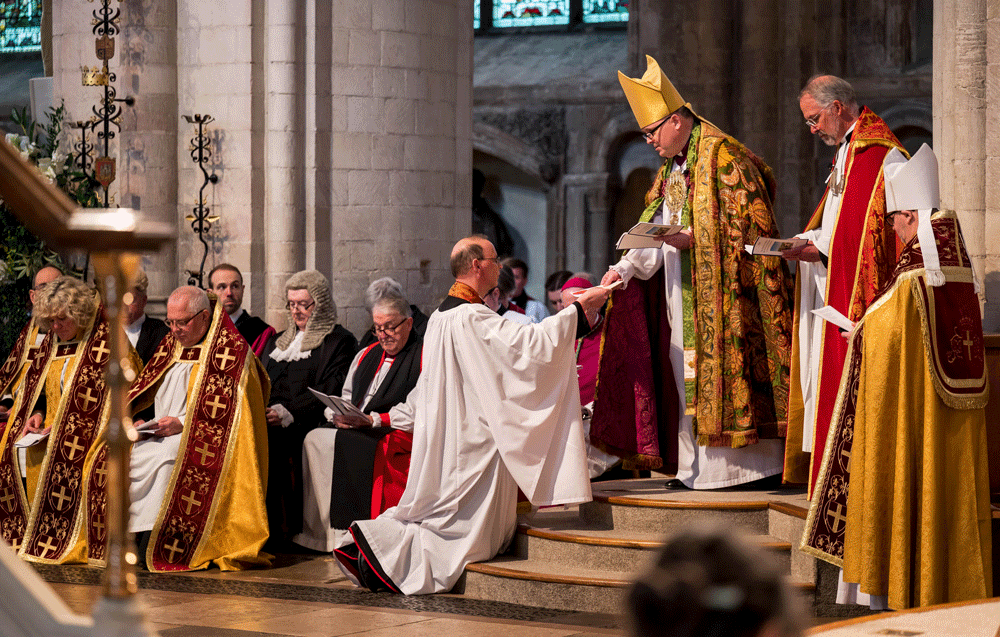web-The-Installation-of-the-new-Dean-of-Norwich-(c)-Bill-Smith_Norwich-Cathedral-(2)