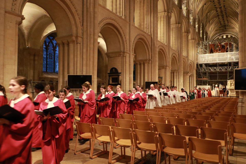 IWD Evensong - procession