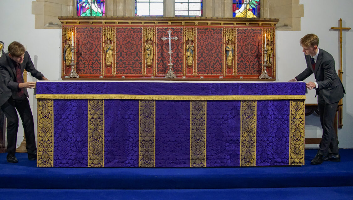 Gresham's School-purple altar frontal-all souls (4)